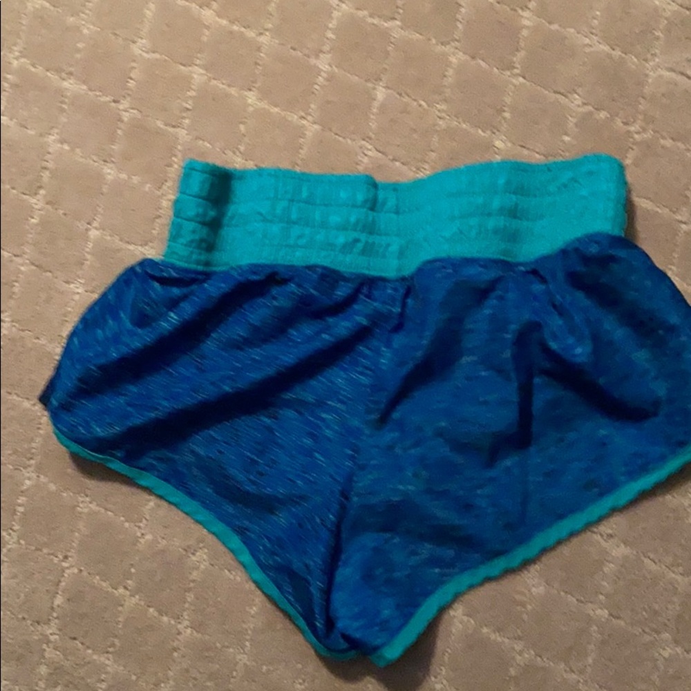 shorts - Picture 2 of 3